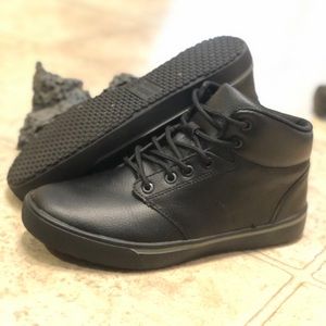 Tredsafe Slip Resistant Sneakers